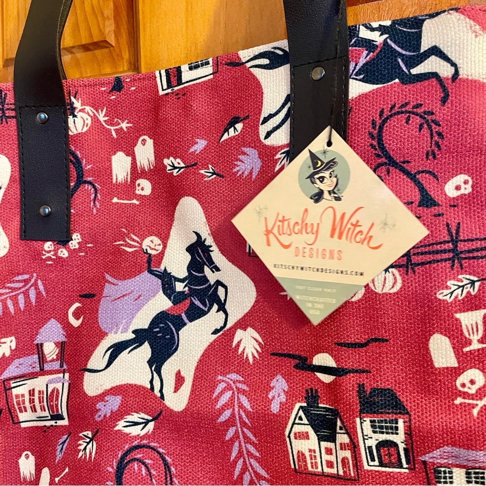NWT HEADLESS HORSEMAN “KITSCHY WITCH” BRAND TOTE BAG Halloween Sleepy Hallow - Picture 5 of 15
